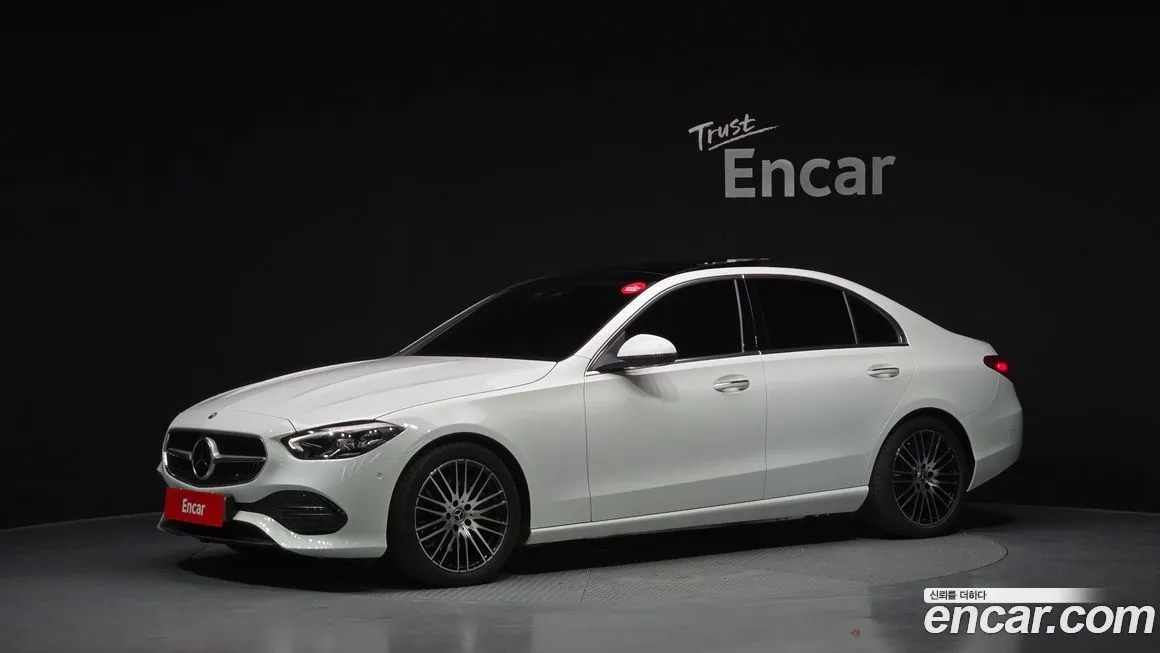 Mercedes-Benz C-Class — фото 1