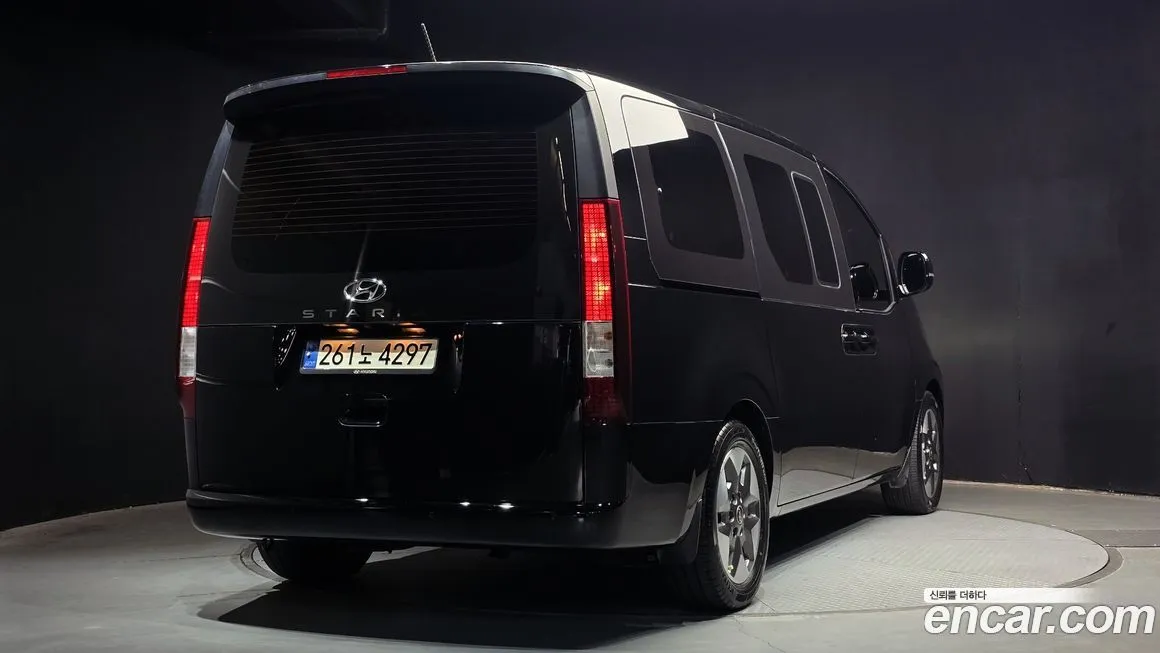 Hyundai Staria 2022 из KR, фото 2