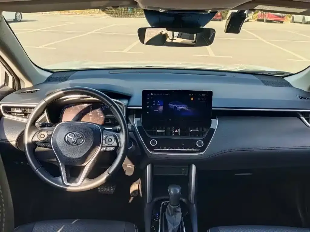 Toyota Frontlander 2023 из CN, фото 3