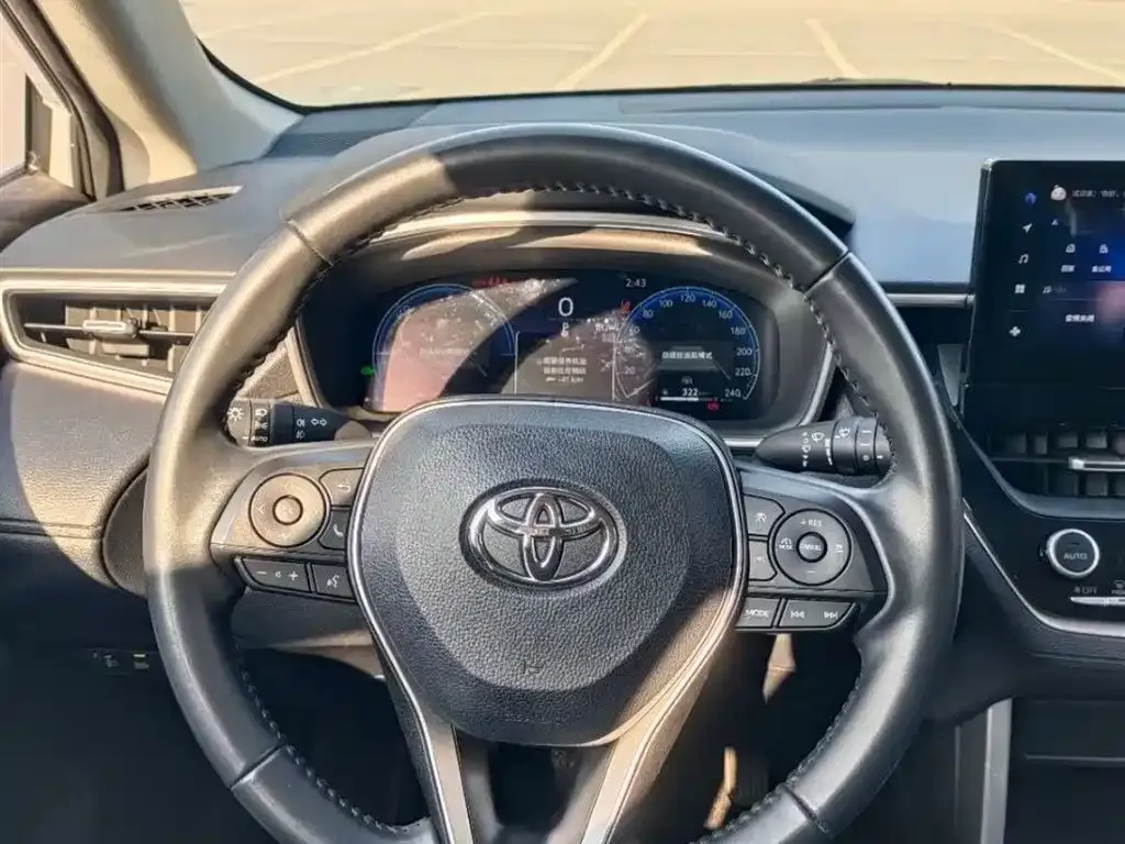 Toyota Frontlander 2023 из CN, фото 4