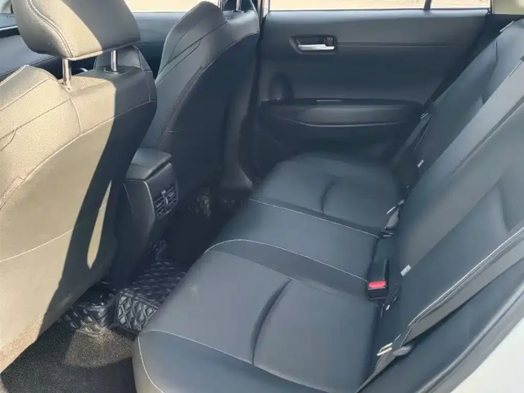 Toyota Frontlander 2023 из CN, фото 7