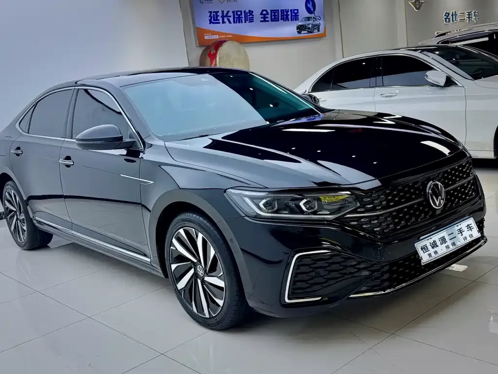 Volkswagen Passat — фото 2