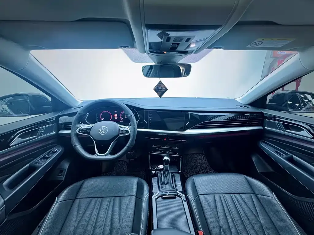 Volkswagen Passat — фото 7