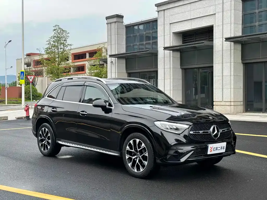 Mercedes-Benz GLC 2024 из CN, фото 1