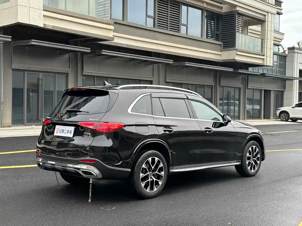 Mercedes-Benz GLC 2024 из CN, фото 6