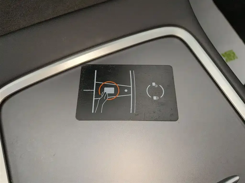 Tesla Model Y 2023 из CN, фото 9