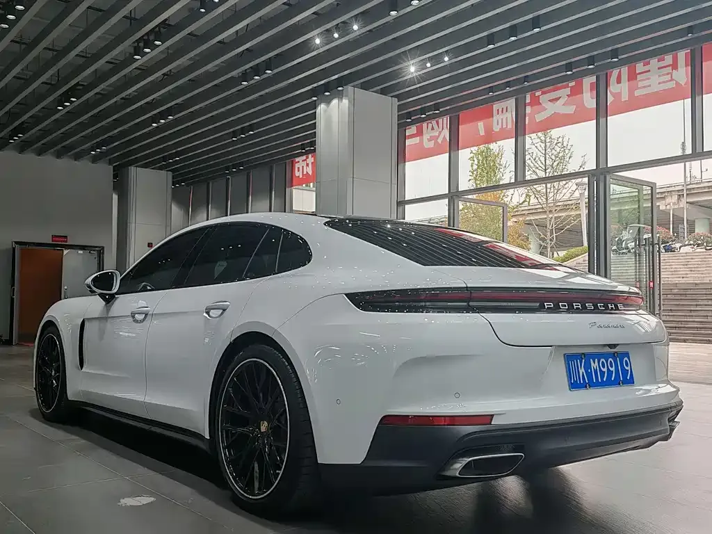 Porsche Panamera 2024 из CN, фото 5