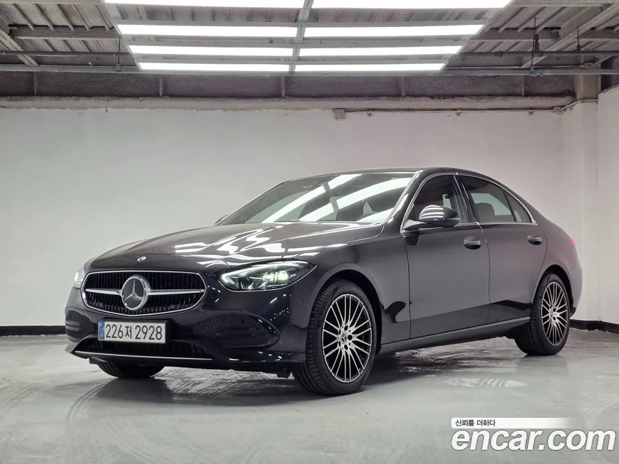 Mercedes-Benz C-Class 2025 из KR, фото 2