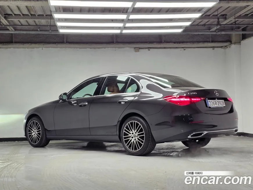 Mercedes-Benz C-Class 2025 из KR, фото 3