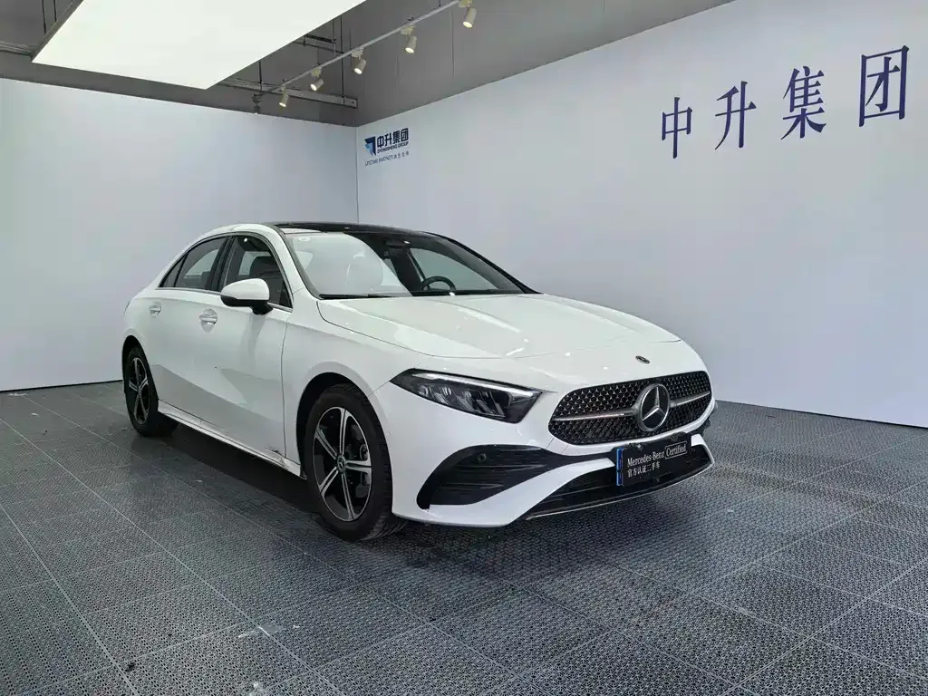 Mercedes-Benz A-Class 2024 из CN, фото 2