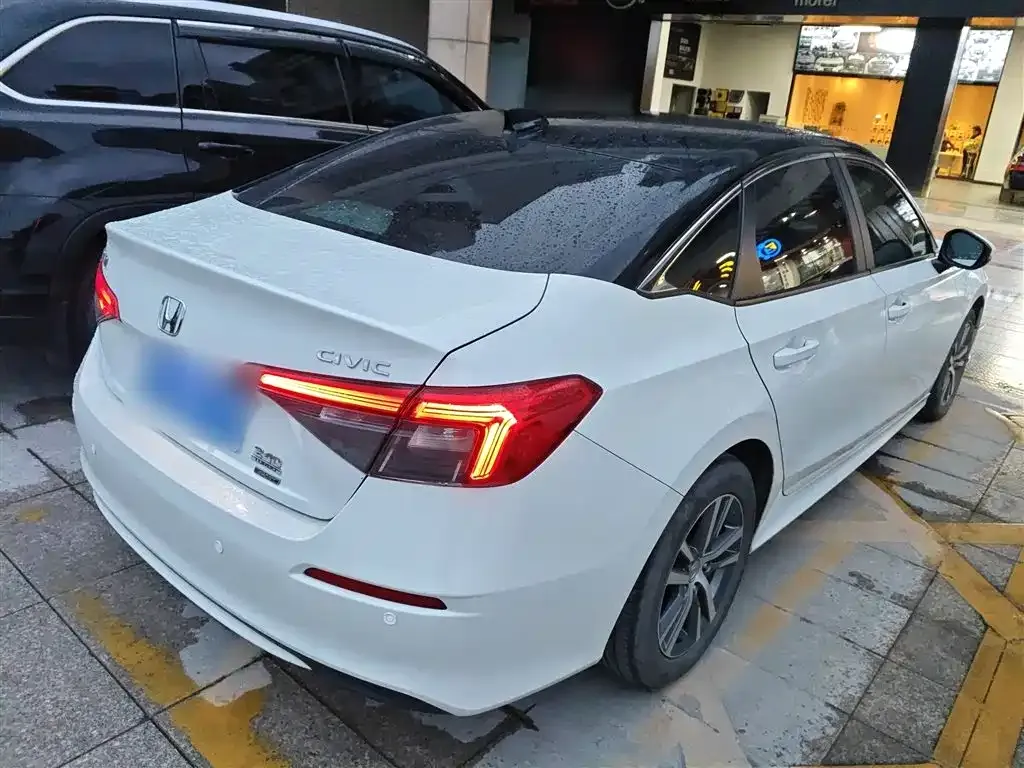 Honda Civic — фото 7