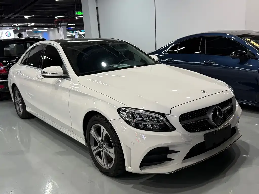 Mercedes-Benz C-Class — фото 2