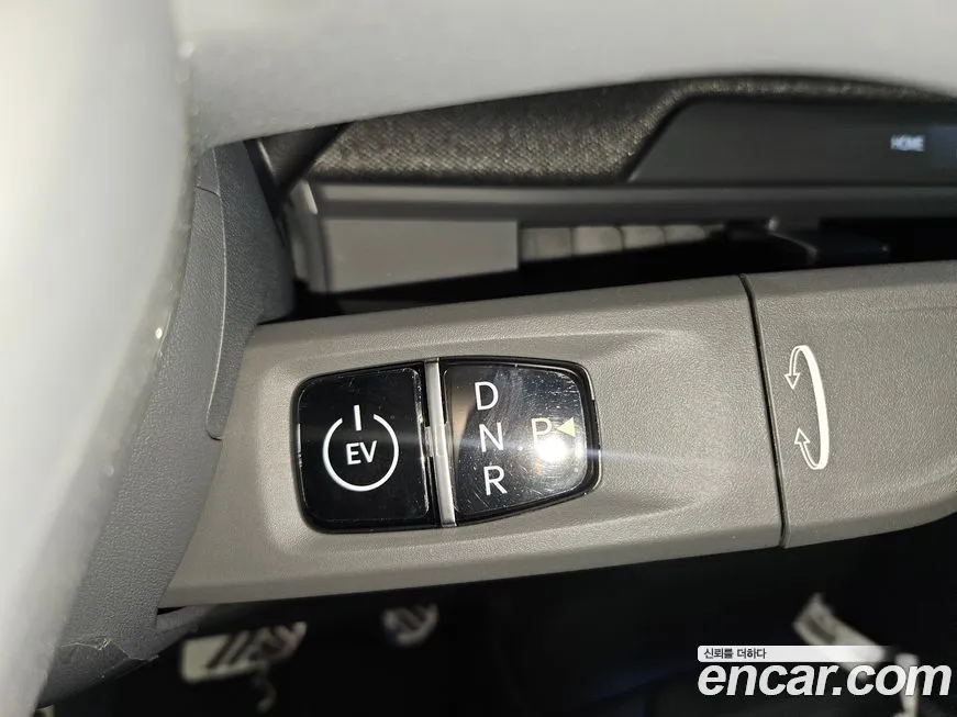 Kia EV3 — фото 9