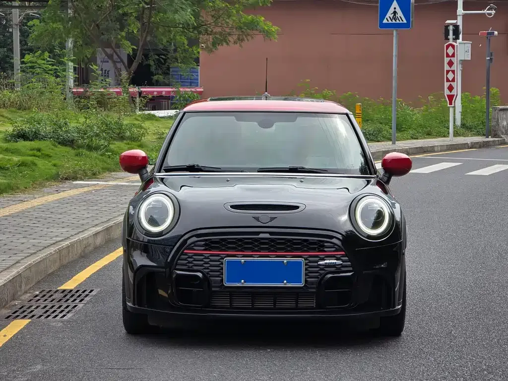 [object Object] Mini JCW 2022 из CN, фото 2