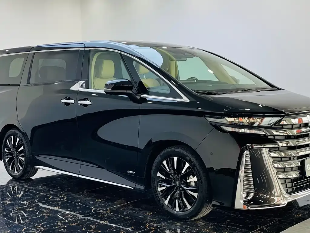 Toyota Vellfire 2024 из CN, фото 3
