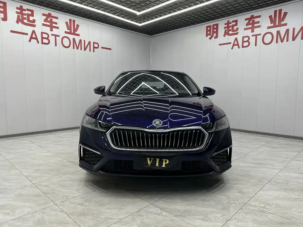 Skoda Octavia — фото 3