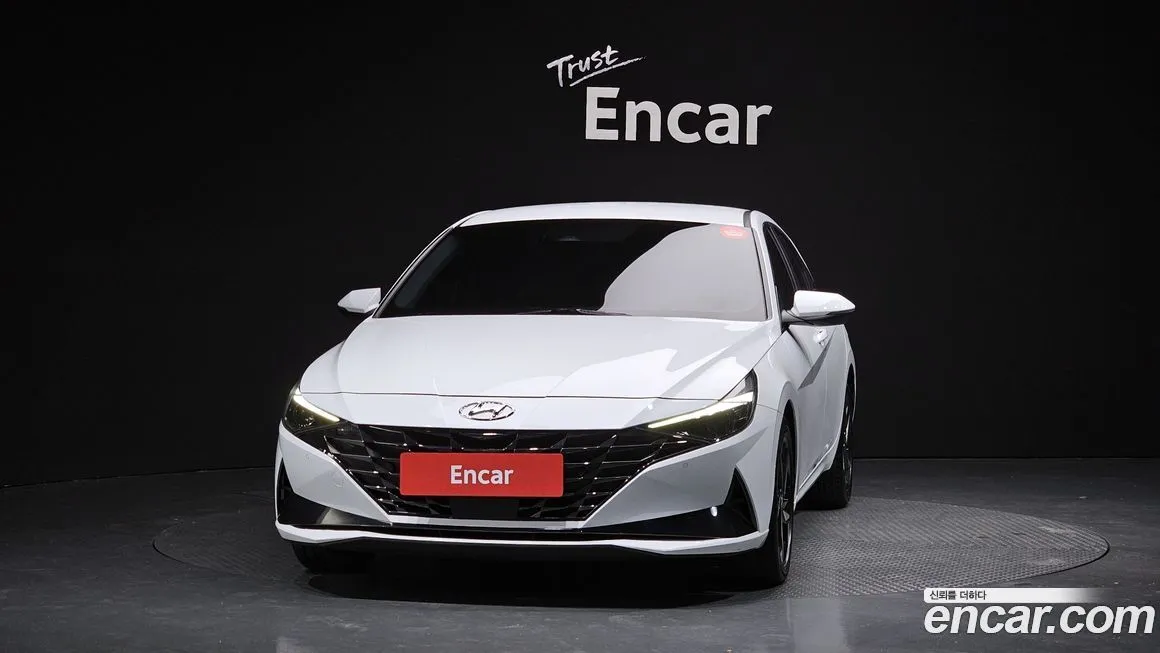 Hyundai AVANTE — фото 3