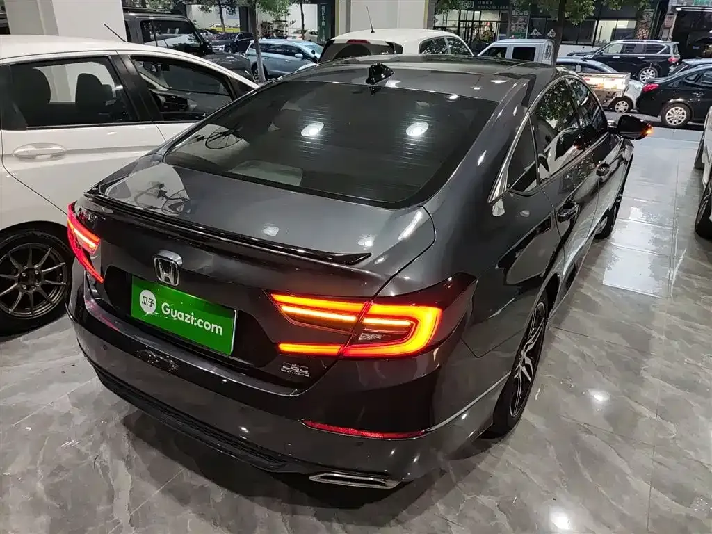 Honda Accord 2023 из CN, фото 7
