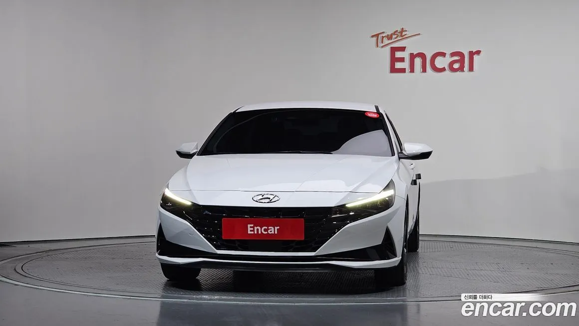 Hyundai AVANTE — фото 3