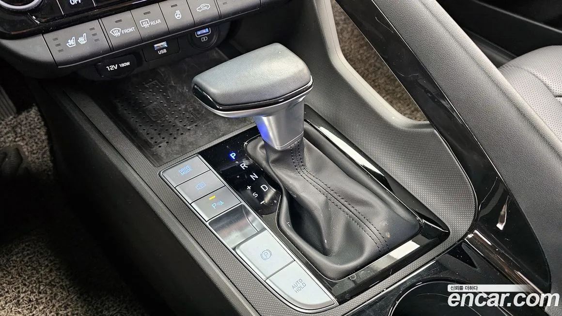 Hyundai AVANTE — фото 9