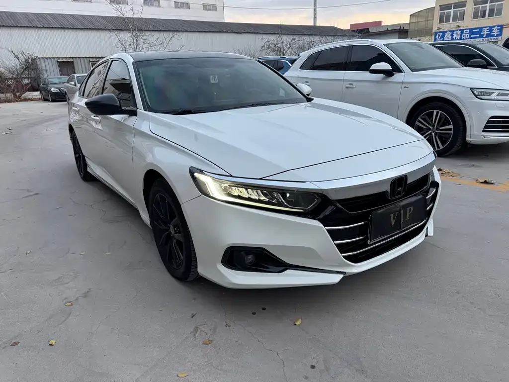 Honda Accord — фото 3