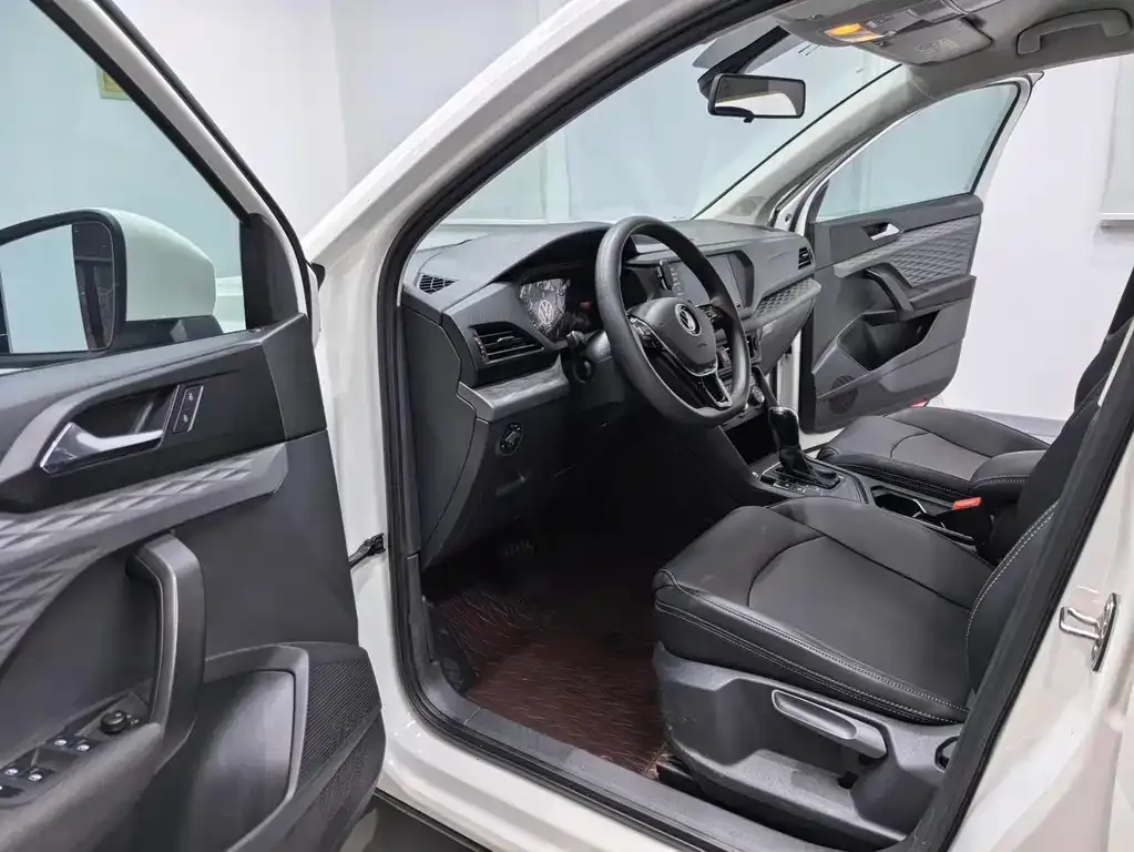 Volkswagen Tharu 2022 из CN, фото 7