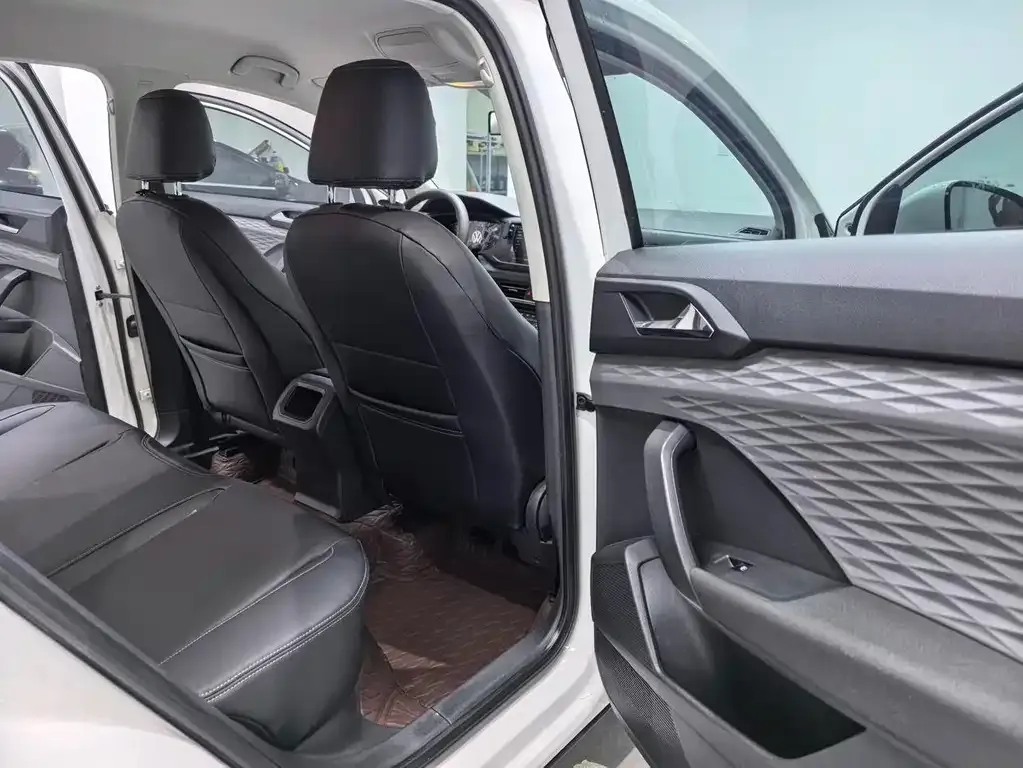 Volkswagen Tharu 2022 из CN, фото 9