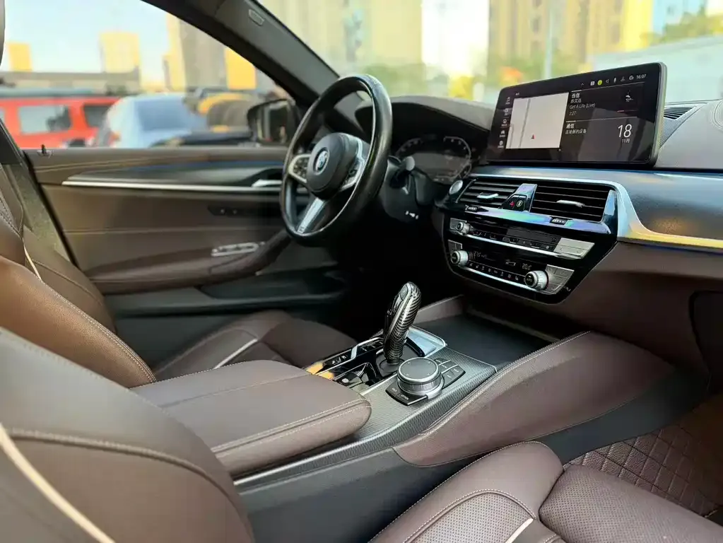 BMW 5 Series New Energy 2021 из CN, фото 8