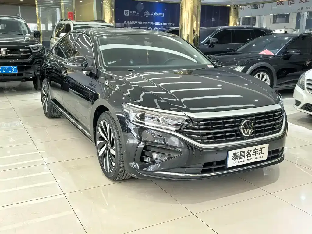 Volkswagen Passat — фото 3