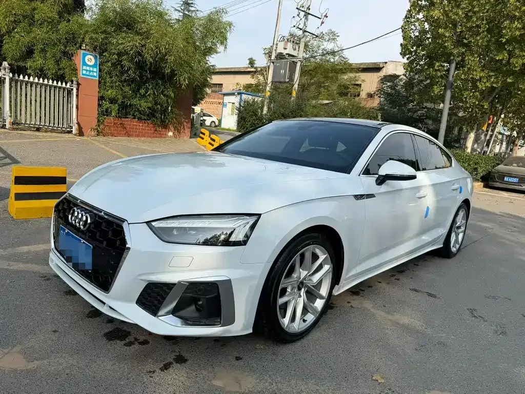 Audi A5 (Import) 2023 из CN, фото 1
