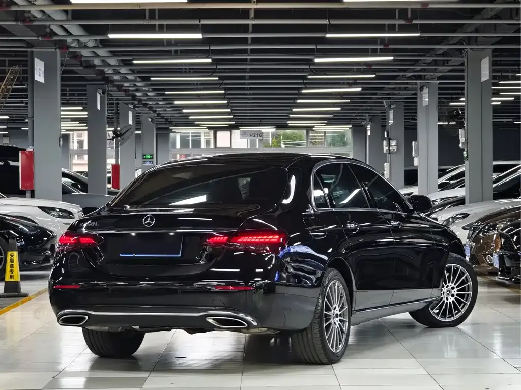 Mercedes-Benz E-Class 2022 из CN, фото 4