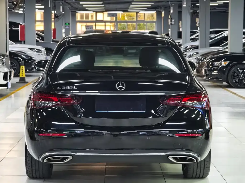 Mercedes-Benz E-Class 2022 из CN, фото 5
