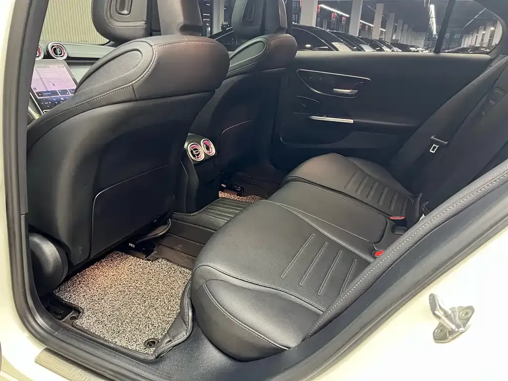 Mercedes-Benz C-Class 2023 из CN, фото 10