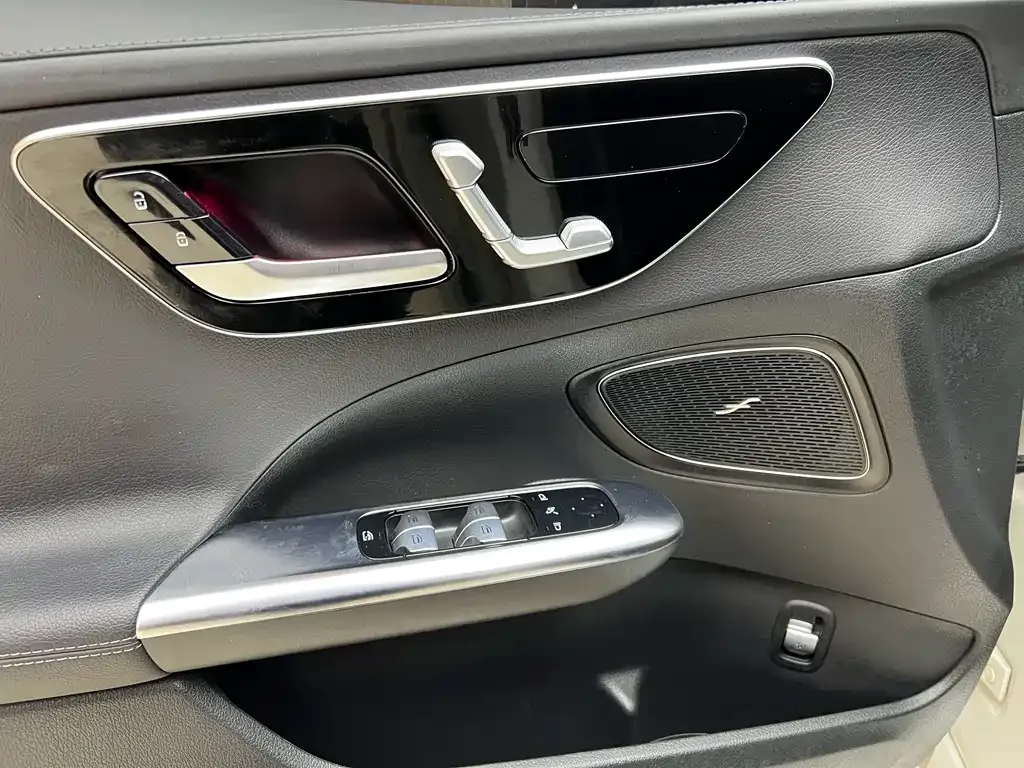 Mercedes-Benz C-Class 2023 из CN, фото 6