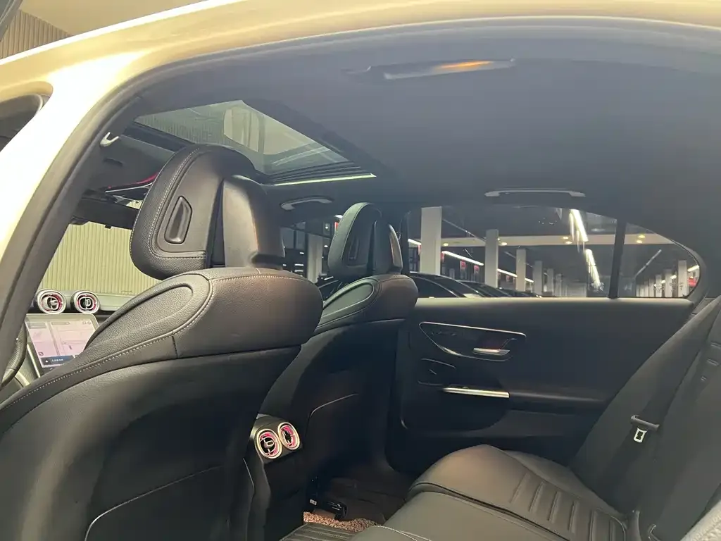 Mercedes-Benz C-Class 2023 из CN, фото 9