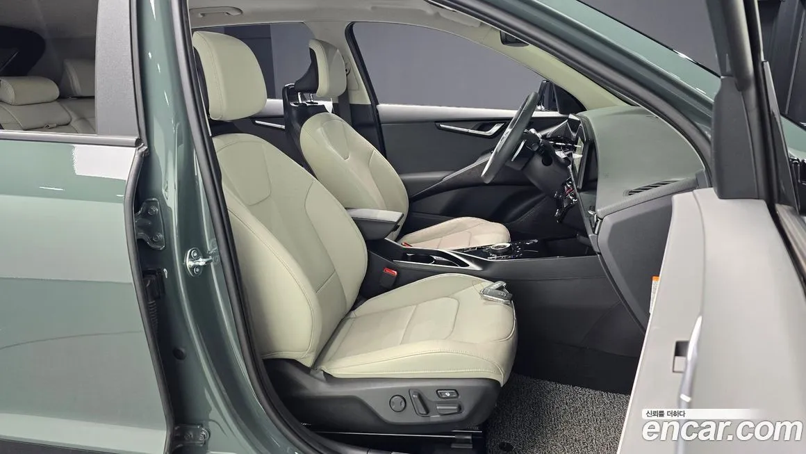 Kia Niro — фото 10