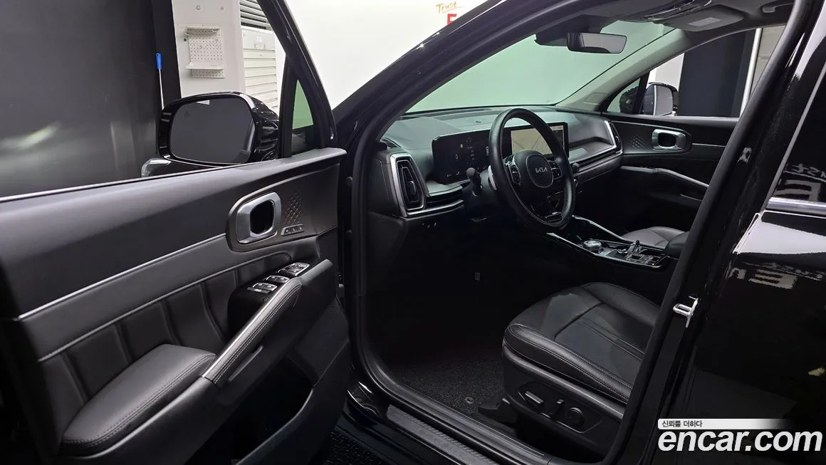 Kia Sorento — фото 10