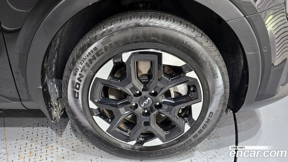 Kia Sorento — фото 5