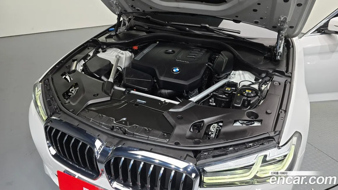 BMW 5-Series 2022 из KR, фото 6