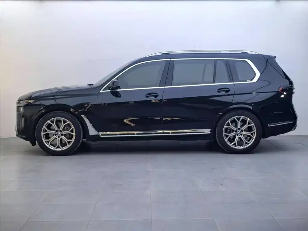 BMW X7 2024 из CN, фото 3
