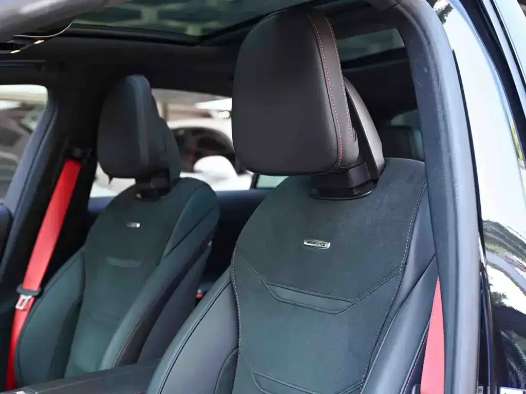 Mercedes-Benz C-Class AMG — фото 10
