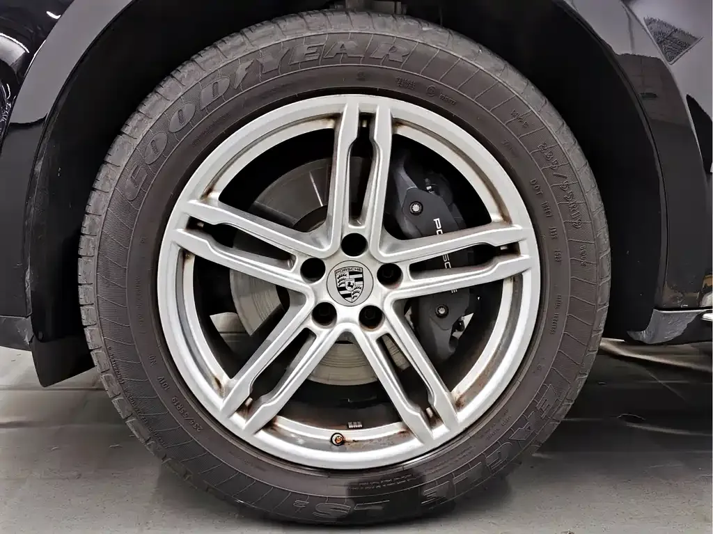 Porsche Macan 2025 из CN, фото 5