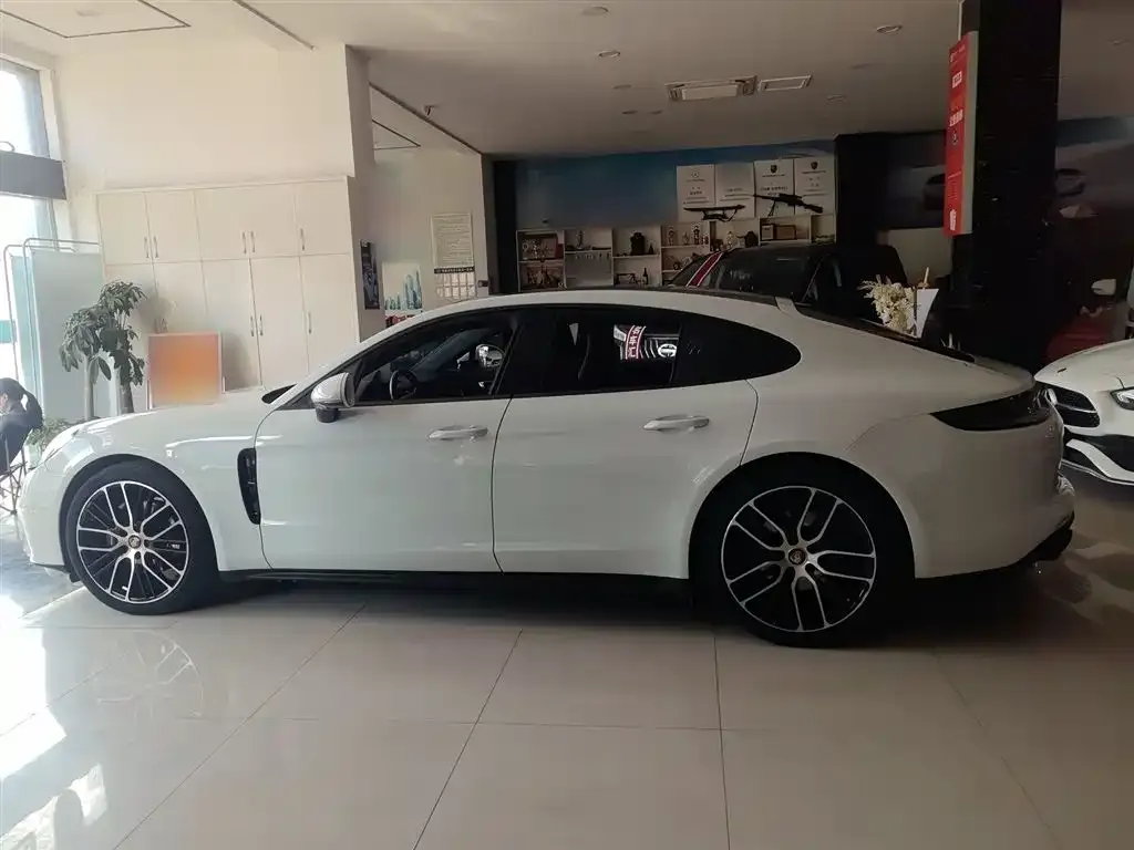 Porsche Panamera 2022 из CN, фото 5