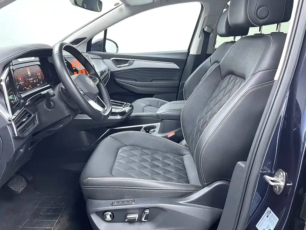 Volkswagen Talagon 2023 из CN, фото 4