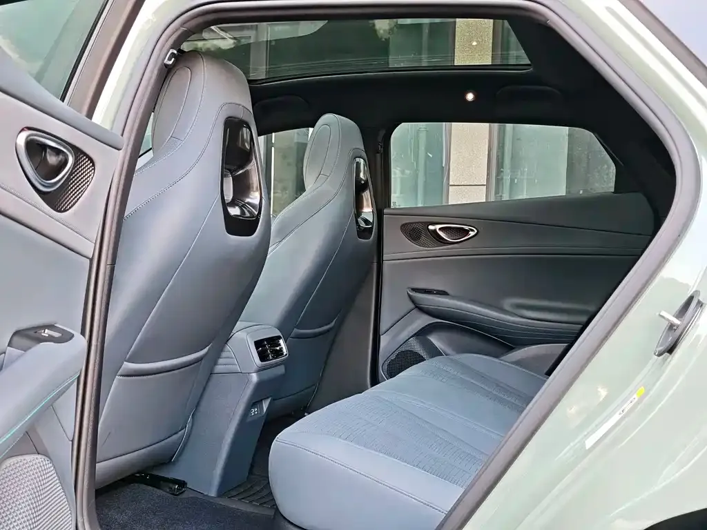 BYD Seal 06GT — фото 5