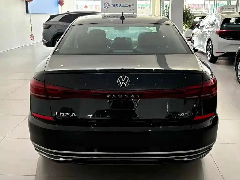Volkswagen Passat 2024 из CN, фото 5
