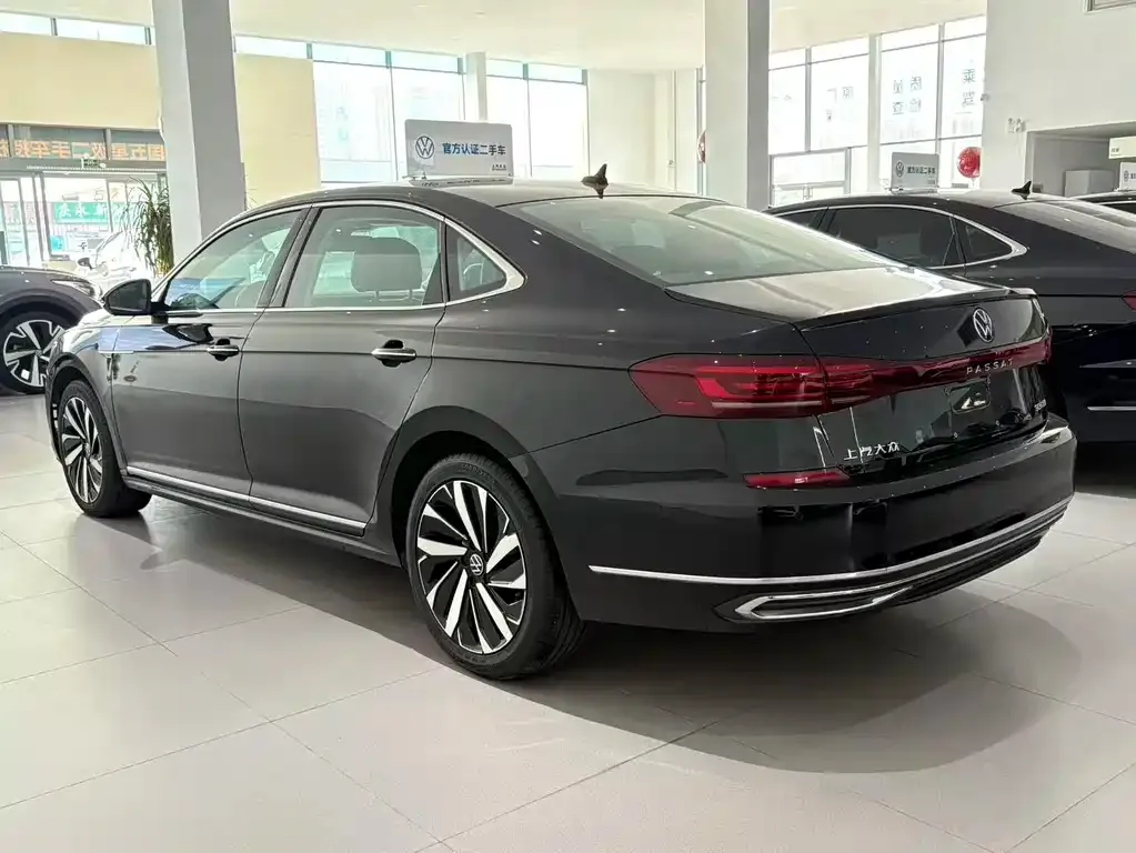 Volkswagen Passat 2024 из CN, фото 6