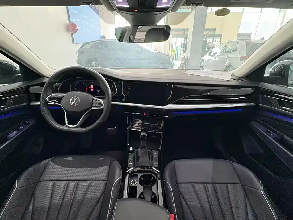 Volkswagen Passat 2024 из CN, фото 9