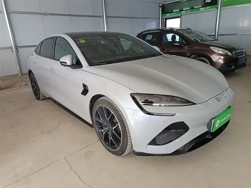 BYD Seal — фото 4
