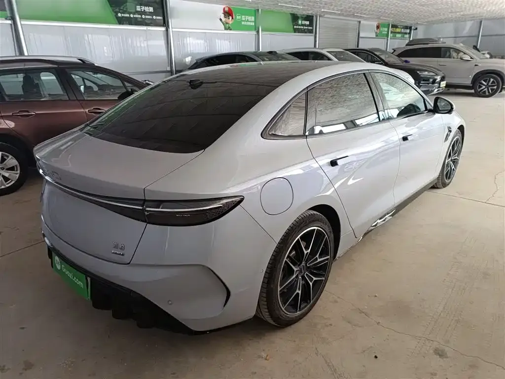 BYD Seal — фото 7
